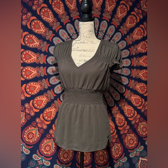 ❤️ Banana Republic Blouse Size Small - Picture 3 of 3